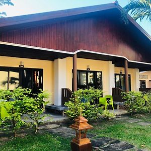 Bungalow Deluxe